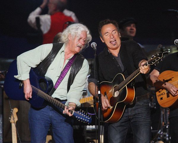 Arlo Guthrie and Bruce Springsteen